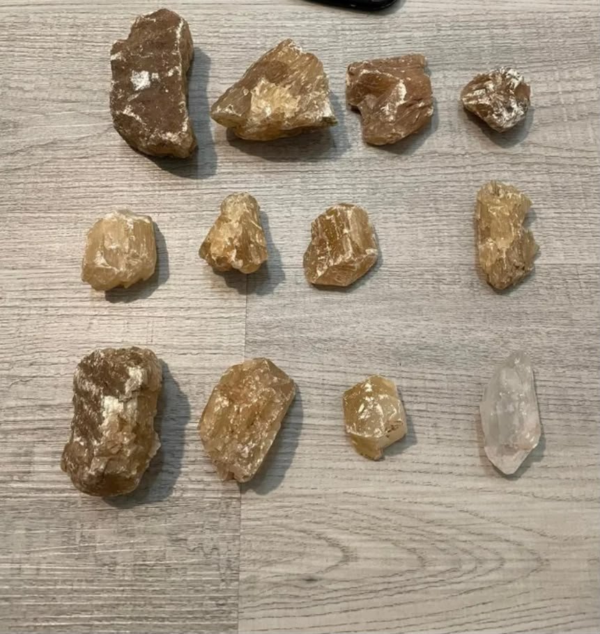 Raw Apache Tears Stones 15 g per stone 2.5 x 2 x 1.5 cm